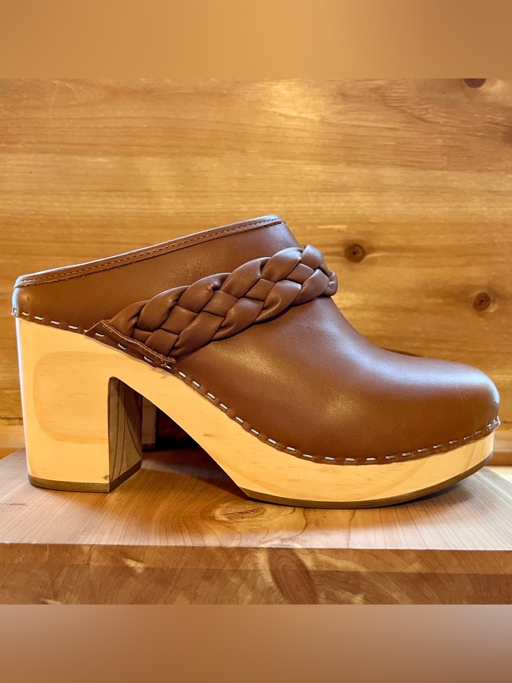 Dolce Vita Hila Braided Wooden Heel Clog in Saddle Women’s US 8 - Picture 8 of 8